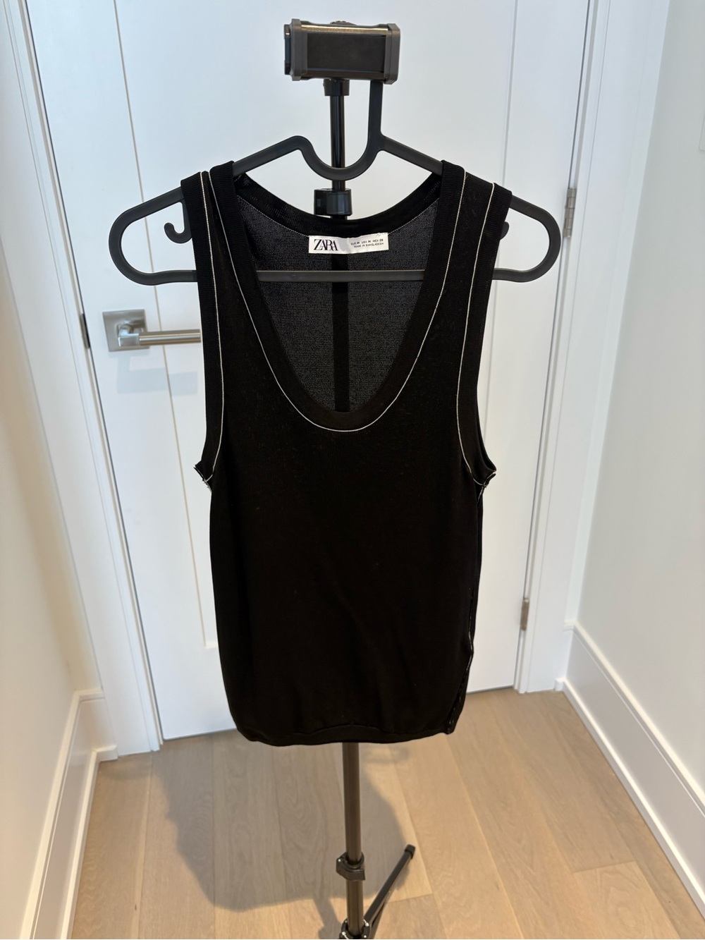 Zara Black Scoop Neck Tank Top